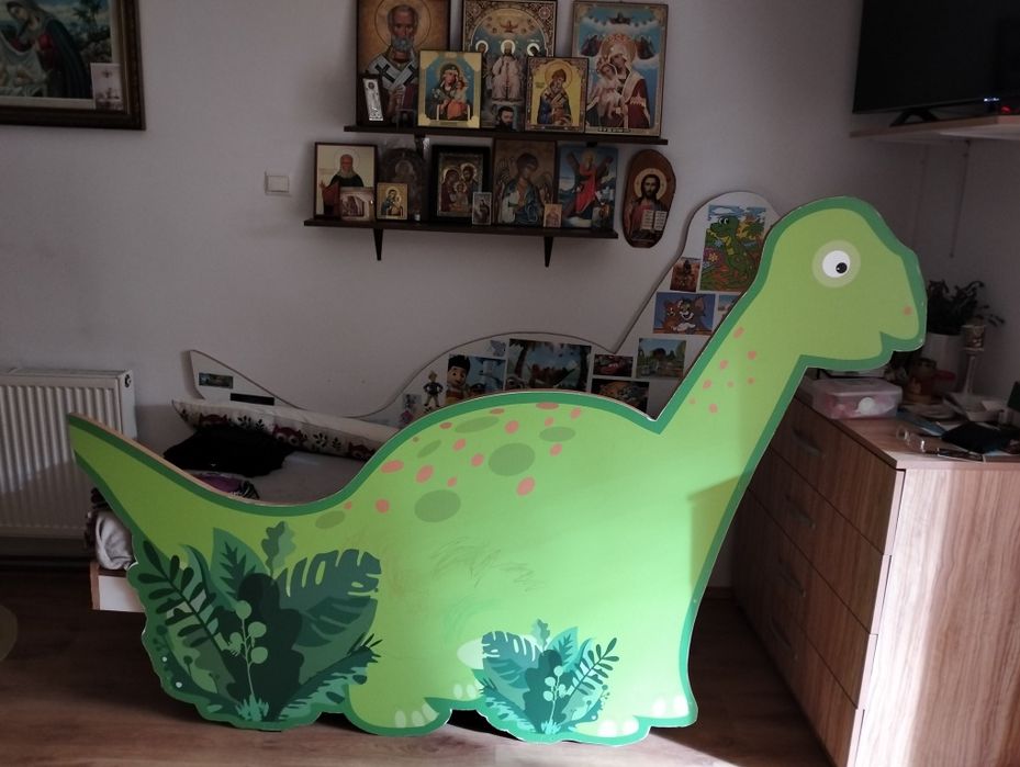 Pat pentru copii forma de Dinozaur