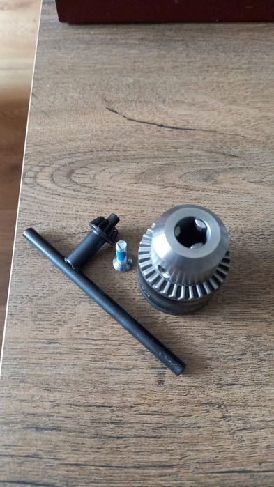 Патроник за бормашина ТОТАЛ