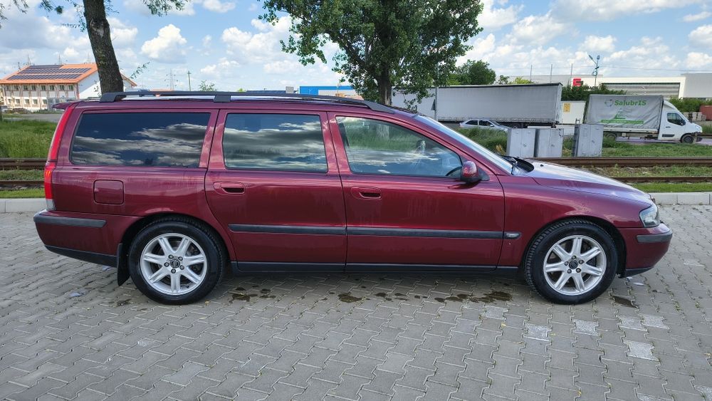 Volvo V70 2003 2.4 D5 automat