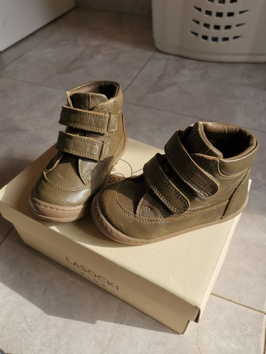 Детски обувки размери 21, 22 и 22.5