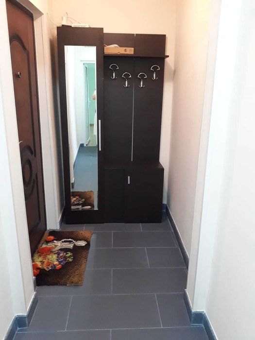 Inchiriez Ap Malul Timisului , Et 2