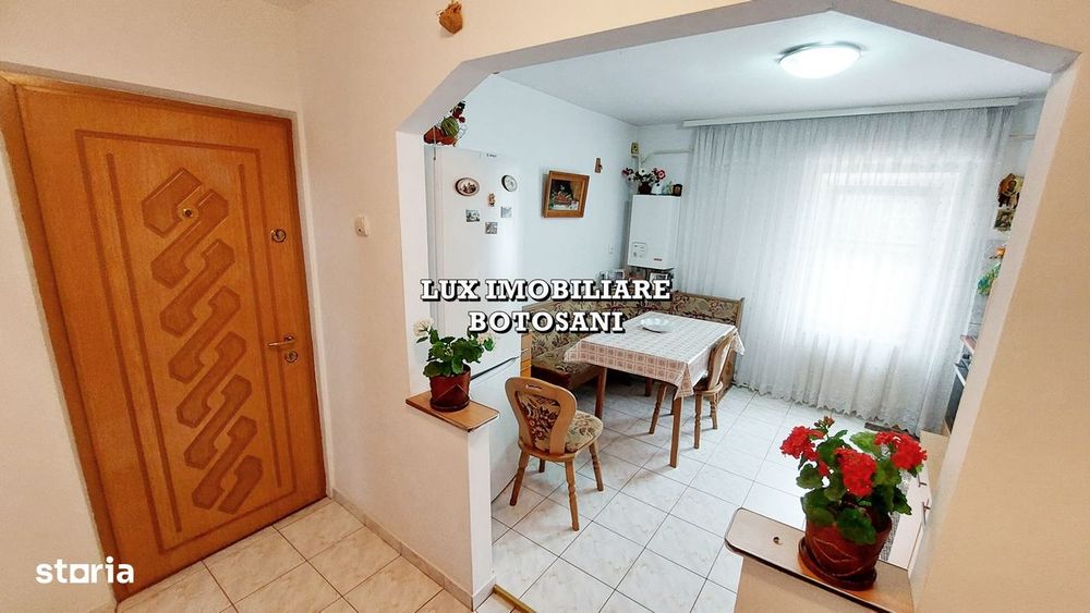 Apartament 2 camere, zona Capat 1