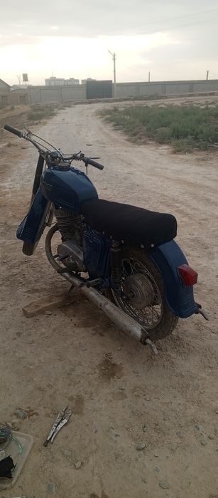 Иж сотилади холати яхши матори килинган Бартер хам киламан бошка мотол