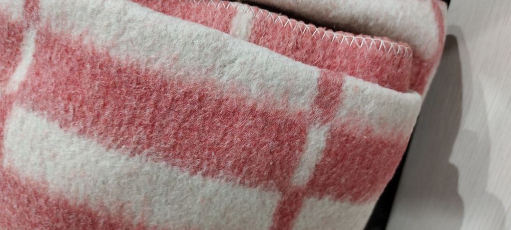 Шерстяное одеяло, очень тёплое