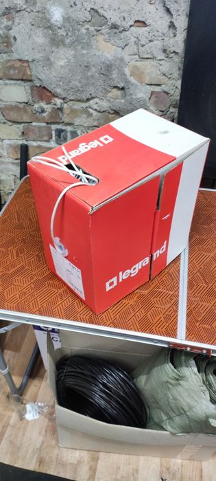 Провод сетевой UTP Cat.5e , Legrand , 032751, pvc,