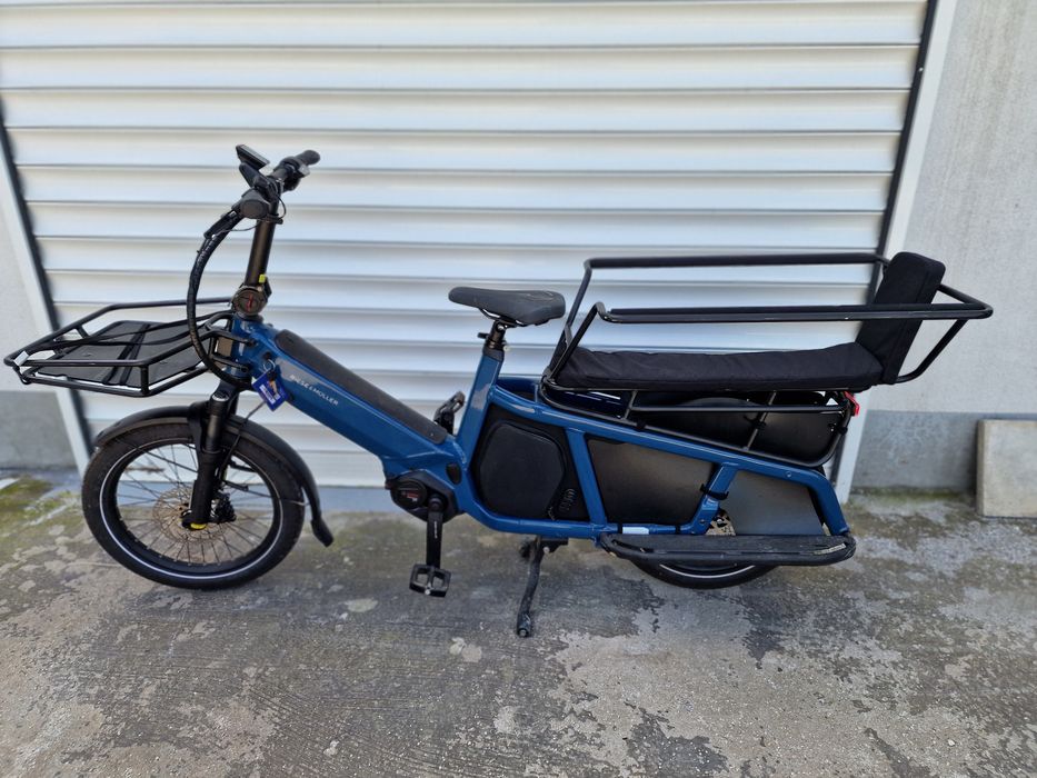 Продавам електрически велосипед Riese and Muller Multitinker Smart