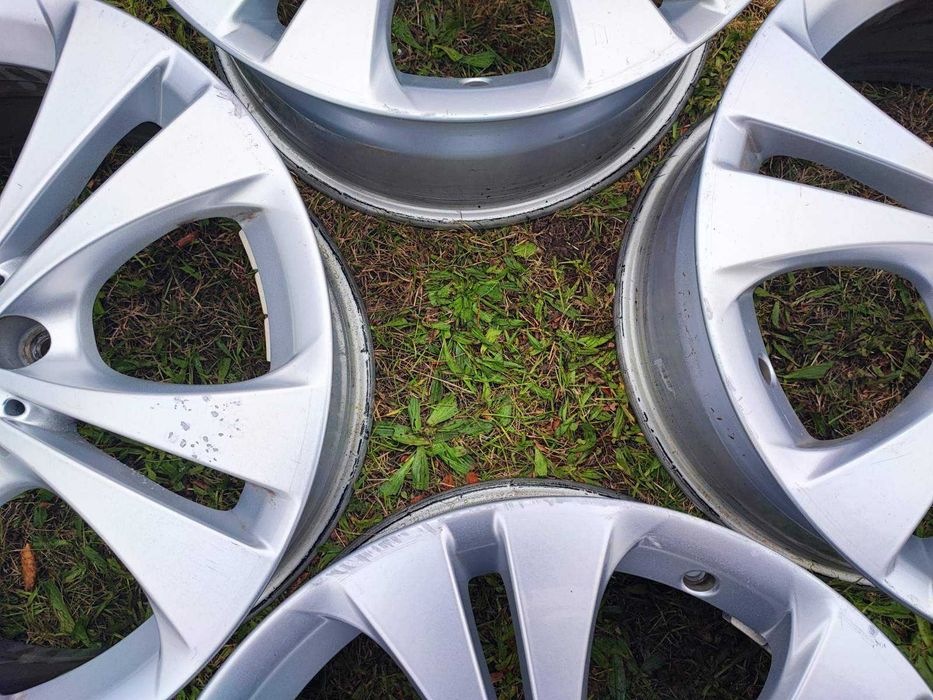 VW/Фолксваген - 17 цола 5x112; 4 бр. лети джанти