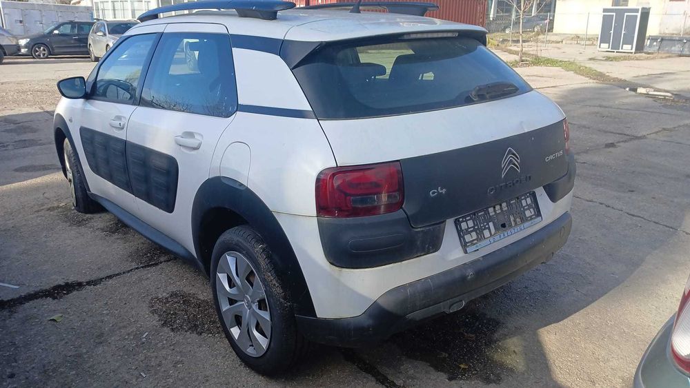 Dezmembrez Citroen C4 Cactus 1.2 Benzina Din 2016 - HM01