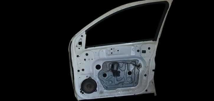 Врата предна дясна Нисан Кашкай / Nissan Qashqai +2