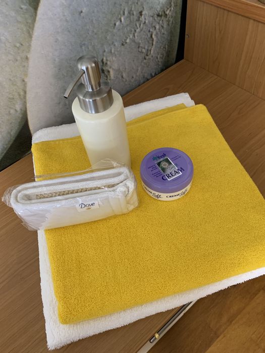 Set 2 prosoape noi din bumbac