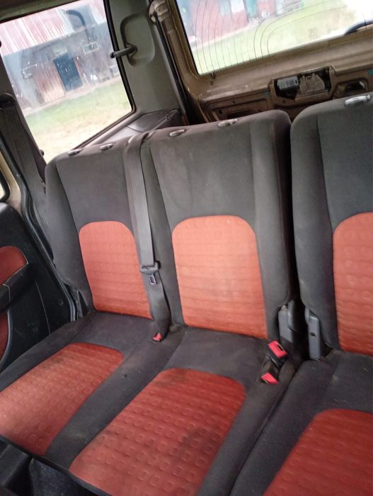 Vand sau schimb fiat doblo