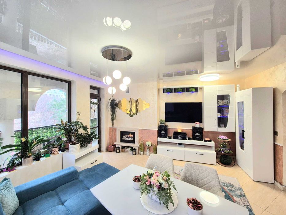 Продавам тристаен апартамент с гледка към Витоша