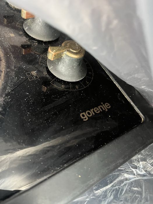 Продам варку Горения все работет только стекло треснута цена 20000