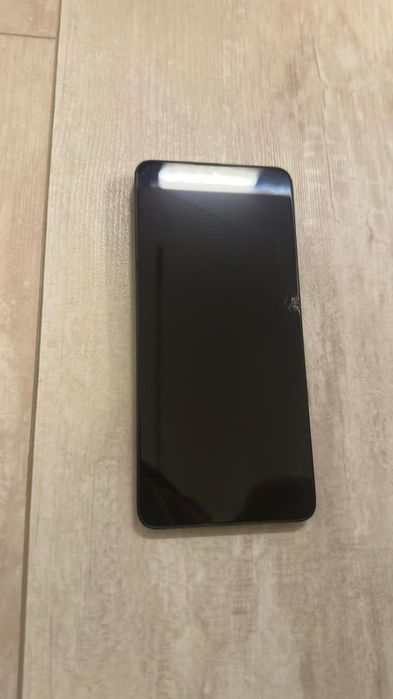 продаю poco x6 pro 5G 12/512 ГБ