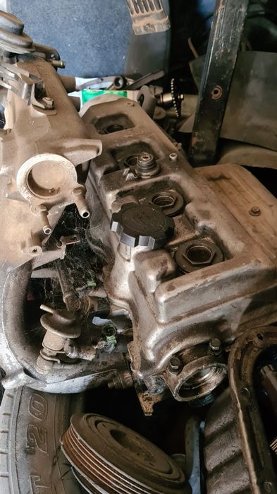 Продаю двигатель на карина е 2.0