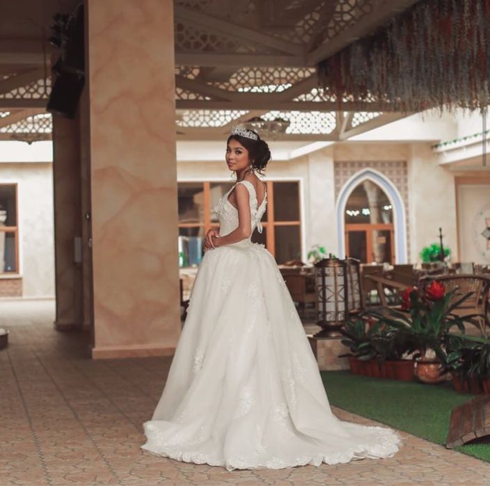 Свадебное платье