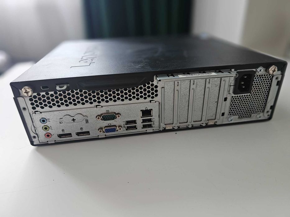 Lenovo ThinkCentre M910s SFF Pentium G4400 3.30GHz – funcțional, fără RAM/HDD
