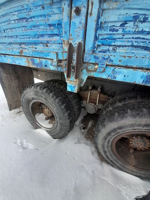 Продам камаз бортовой с прицепом