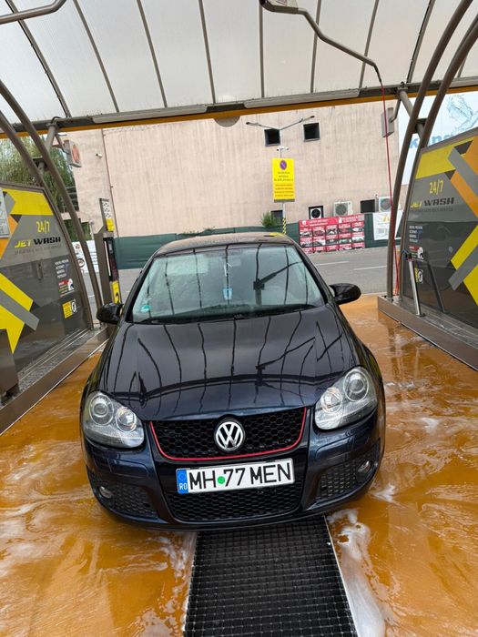 VW Golf 5 1.4 MPI 75 CP • 2005 • AC • Navigație • Cameră Marșarier