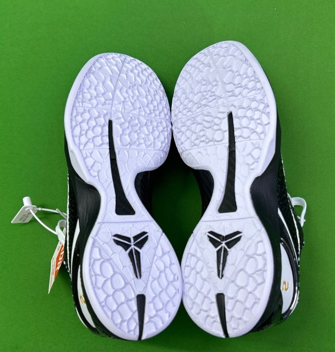 Papuci de basket kobe