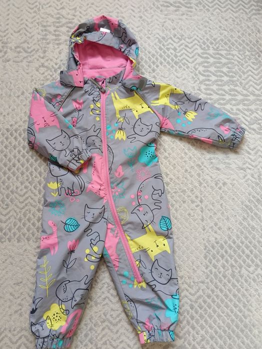 Продам комбенизоны на весну
