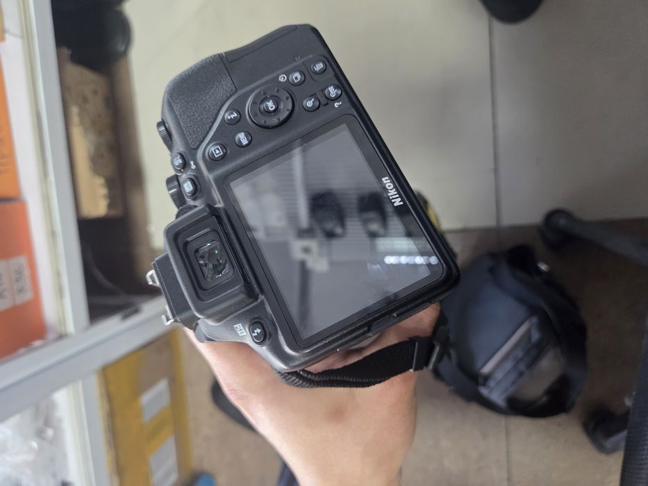 Фотопарат Nikon D3500