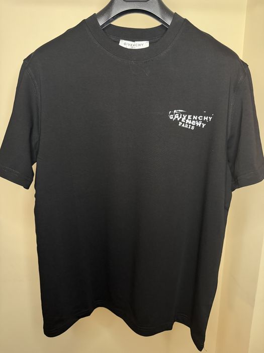 Тениска Givenchy - t-shirt in cotton with Givenchy stamp print