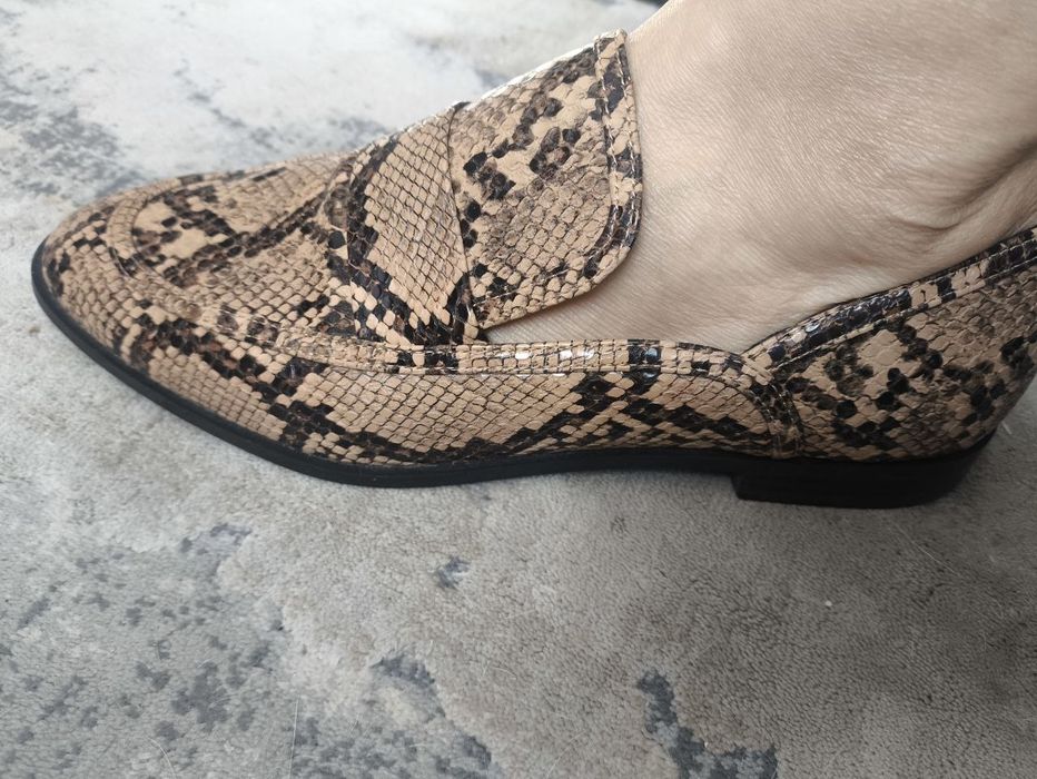 Продается лоферы