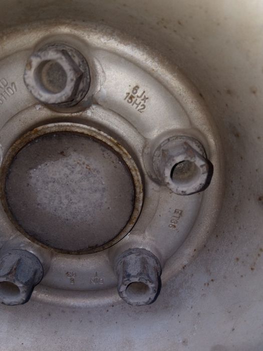 Джанти с гуми 15 " ( цола ) за Шкода Октавия