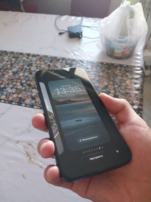 IPhone 13 в идеальном состоянии.