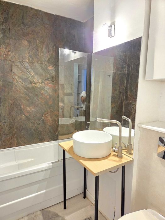 Proprietar vand garsoniera ,NOUA, 32,5mp