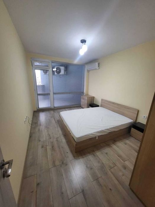 Тристаен Апартамент в Съдийски