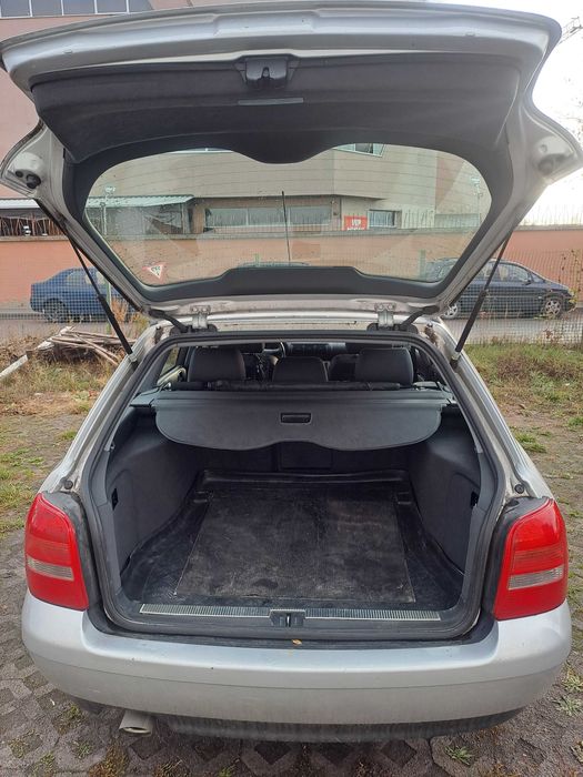 Audi A4 1.8 125 Комби