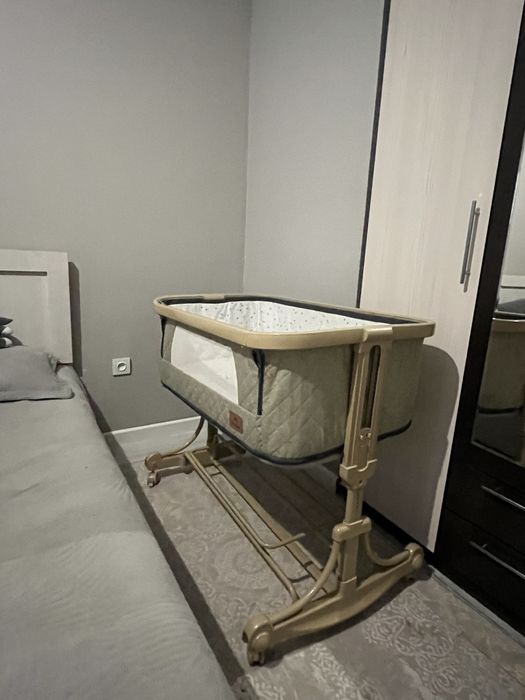 Детская кровать манеж