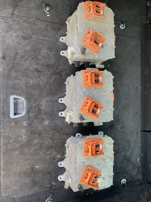 Високоволтов инвертор за BMW i3