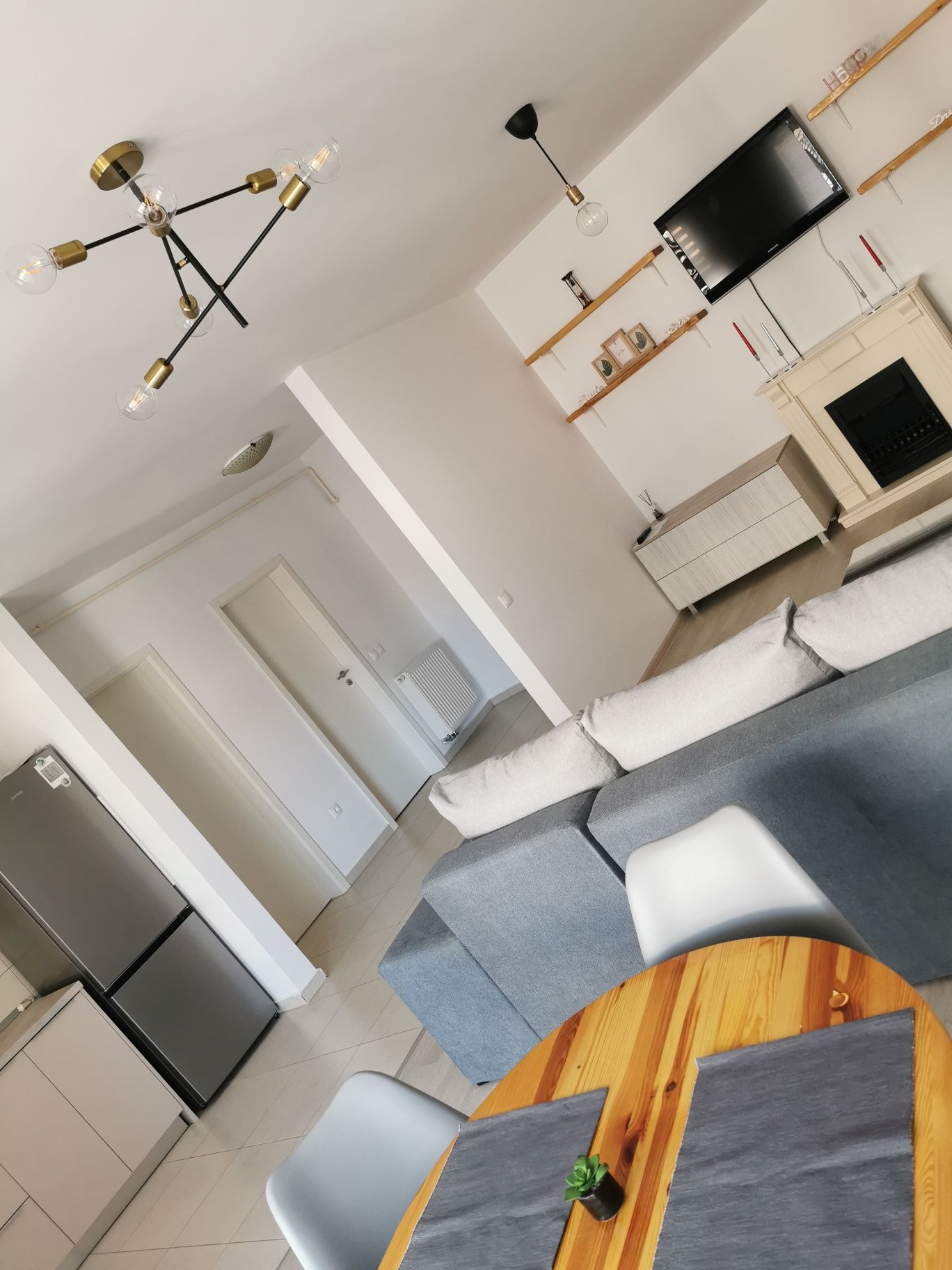 Inchiriez Apartament 2 Camere Open Space Avantgarden 3 Faza 4 Brasov ...