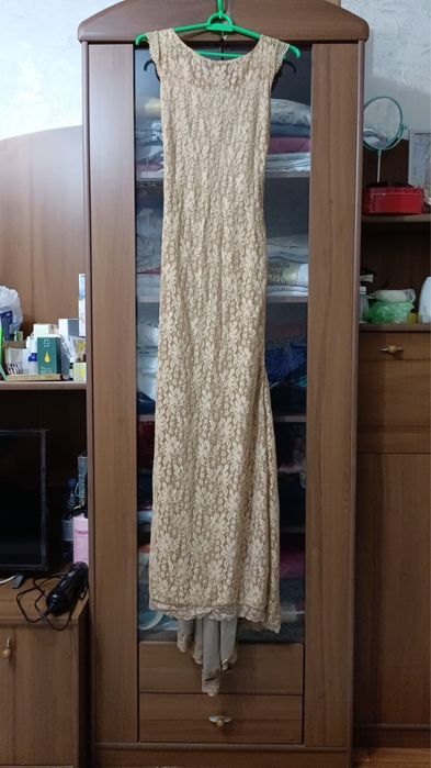 Продажа платья вечерний