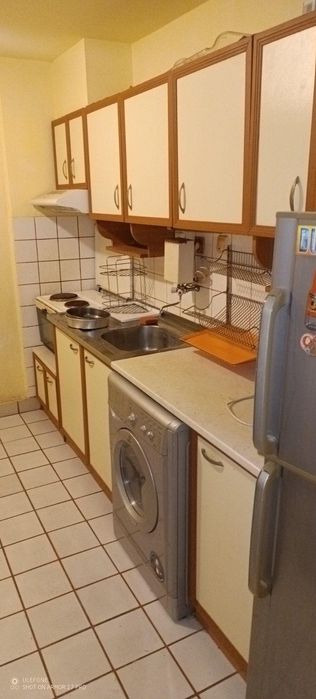 Дава се под наем Тристаен апартамент в Бургас, Център - 90 кв.м за 408 € - Снимка #5