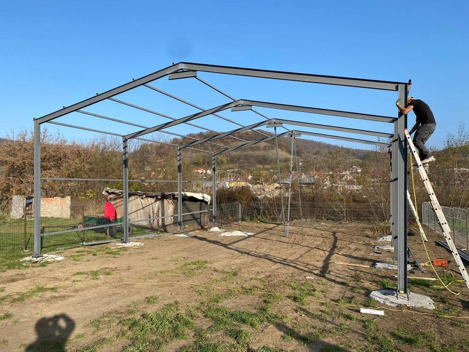 Vând structuri metalice