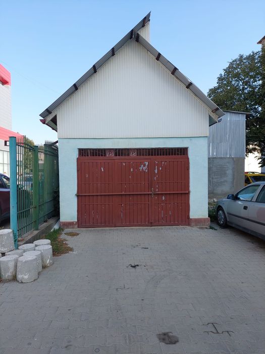Apartament intabulat 3 camere Harlau centru