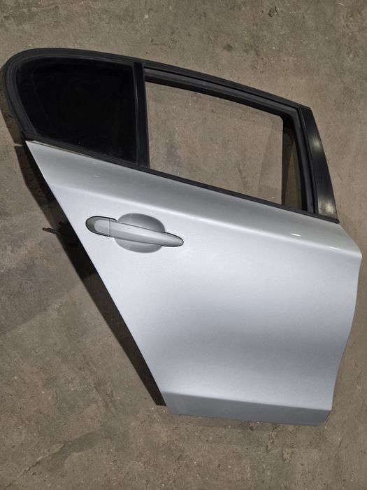 Задна дясна врата BMW E87 БМВ аЕ87