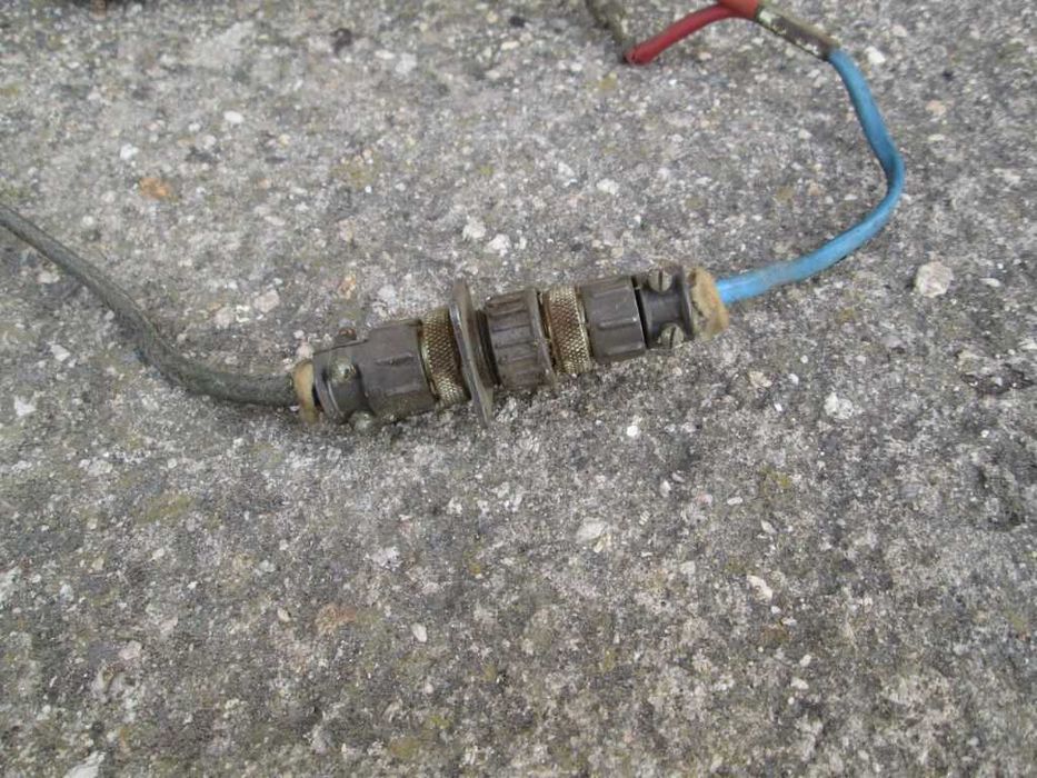 Прибори от стар самолет - термометър с термосонда и амперметър