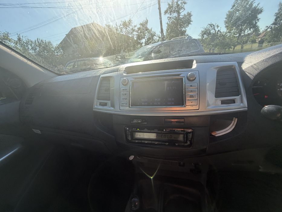 Toyota hilux 3.0 invincible