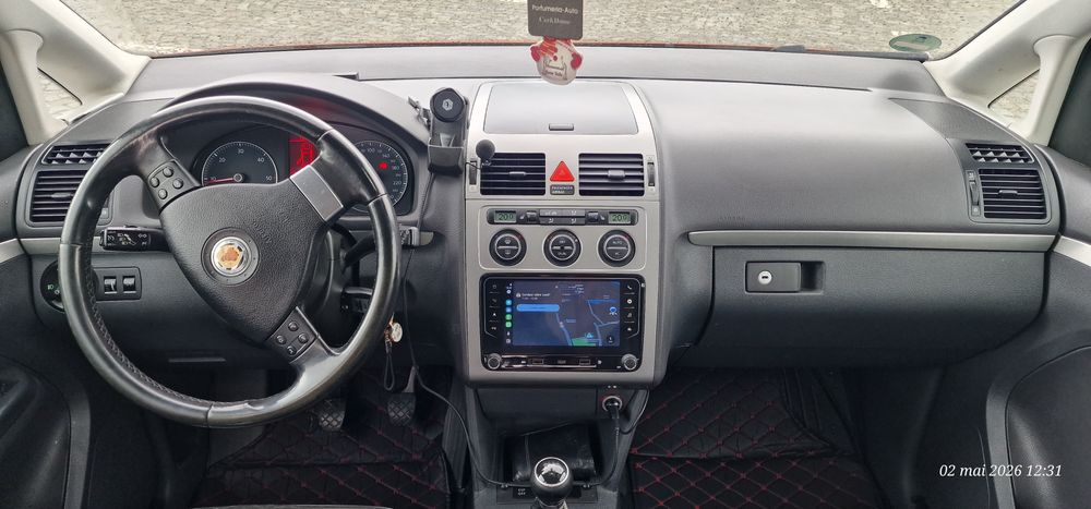Volkswagen Touran , 7 locuri, 2009!