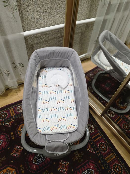 Шезлонг для новорожденных