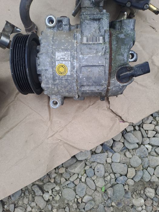Vând conpresor clima vw Passat B6 2.0 bmp bmr cbab bkp bkd