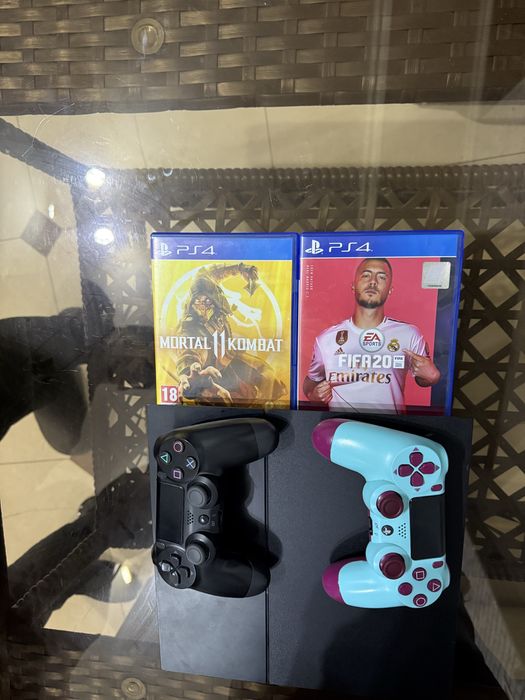 playstation 4 sotiladi ishlashiga javop beramiz narxini kelishimiz ...