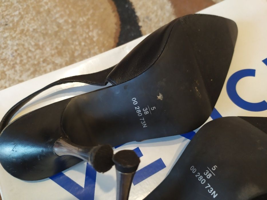 Pantofi piele naturala culoare negru nr 38-ENGLAND