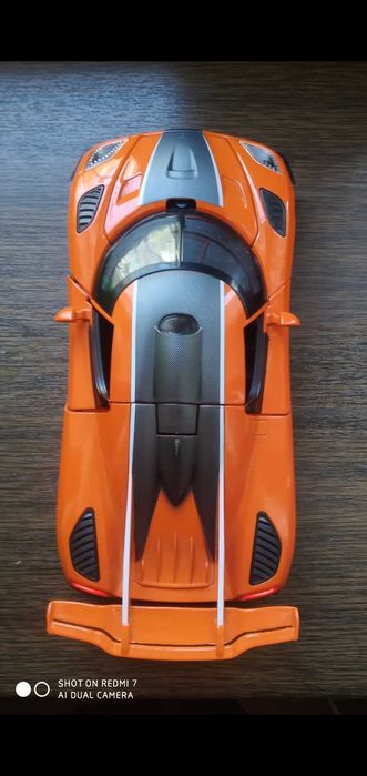 Машинка игрушки Koenigsegg