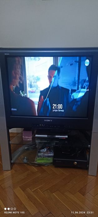 Телевизор сони работещ